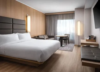 AC Hotel by Marriott Phoenix Downtown hotel thumbnail 7