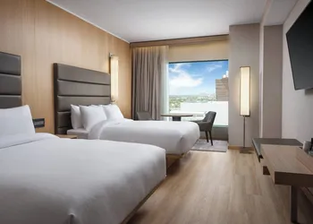 AC Hotel by Marriott Phoenix Downtown hotel thumbnail 8