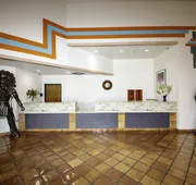 Howard Johnson by Wyndham Gallup hotel detail image 3