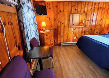 Blue Jay Motel hotel thumbnail 4