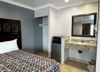 Hyland Motel hotel thumbnail 4