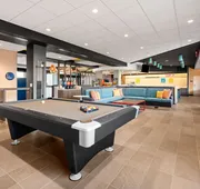 Tru by Hilton Portland Airport hotel detail image 3