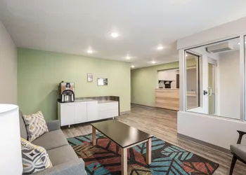 WoodSpring Suites Detroit Madison Heights hotel thumbnail 2