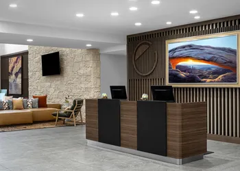 Element Moab hotel thumbnail 3