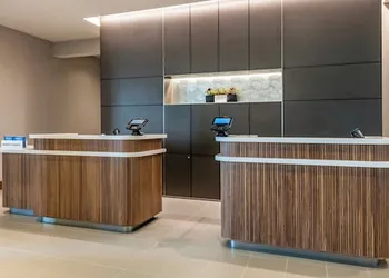 Courtyard by Marriott Fort Lauderdale Downtown hotel thumbnail 2