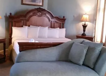 Hollywood Beach Resort-tower Suite hotel thumbnail 3