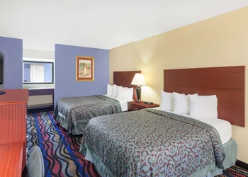 Days Inn by Wyndham Uvalde hotel thumbnail 6