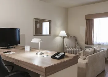 Holiday Inn & Suites Chihuahua Expo hotel thumbnail 5