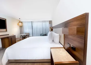Oh! Cancun The Urban Oasis & Beach Club hotel thumbnail 5