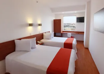 One Querétaro Centro Sur hotel thumbnail 8