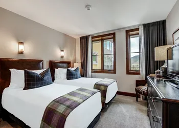 3 BR Ritz-Carlton Residence with Valley Views by RedAwning - Save 20% on 7+ Nights! hotel thumbnail 2