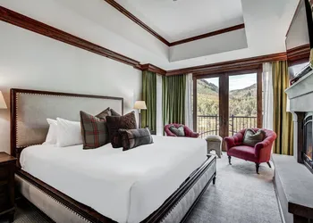 3 BR Ritz-Carlton Residence with Valley Views by RedAwning - Save 20% on 7+ Nights! hotel thumbnail 4
