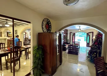 El Zaguán Colonial by GuruHotel hotel thumbnail 2