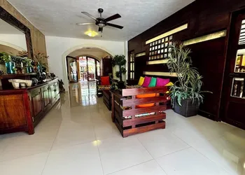 El Zaguán Colonial by GuruHotel hotel thumbnail 4