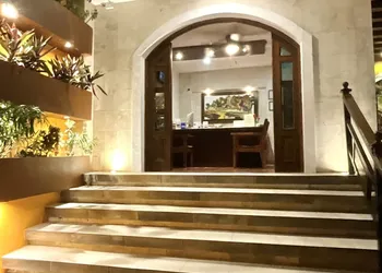 El Zaguán Colonial by GuruHotel hotel thumbnail 7