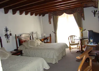 Mansión del Cupatitzio hotel thumbnail 2
