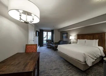 Blue Mountain Resort Village Suites hotel thumbnail 6