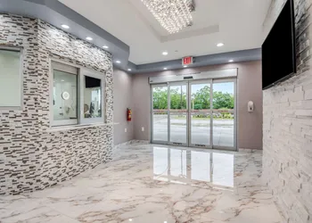 Americas Best Value Inn & Suites Houston at Hwy 6 hotel thumbnail 2