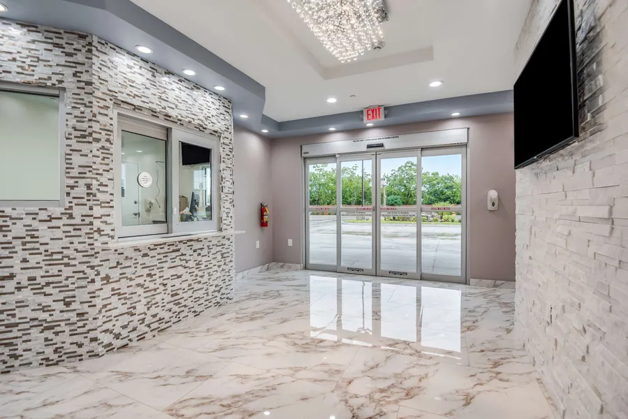 Americas Best Value Inn & Suites Houston at Hwy 6 hotel detail image 2