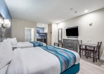 Americas Best Value Inn & Suites Houston at Hwy 6 hotel thumbnail 3