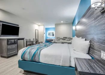 Americas Best Value Inn & Suites Houston at Hwy 6 hotel thumbnail 8