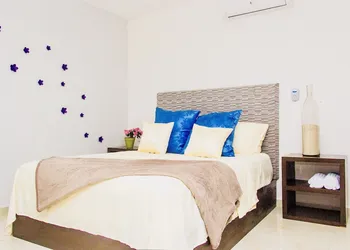 Room-superior Studio 30 Aquamarina Suite hotel thumbnail 4