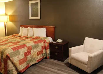 Regency Inn hotel thumbnail 7
