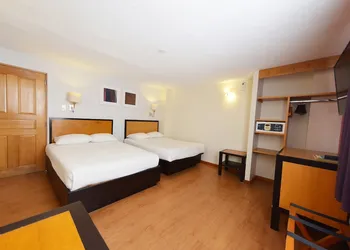 Centro 19 Hotel hotel thumbnail 8