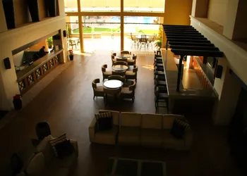 Diamond Bay hotel thumbnail 2