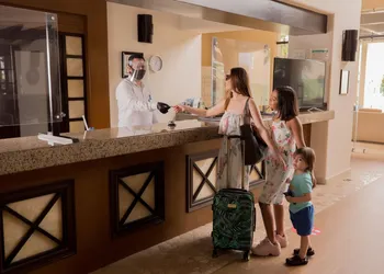 Diamond Bay hotel thumbnail 3