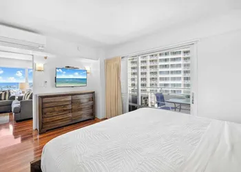 Ilikai Hotel Condo Vacations hotel thumbnail 3