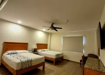 Hotel Baja hotel thumbnail 6