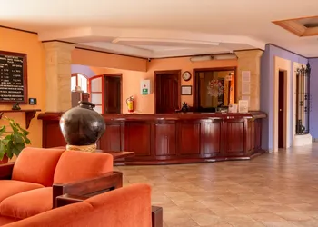 Hotel Santa Helena Plaza hotel thumbnail 4