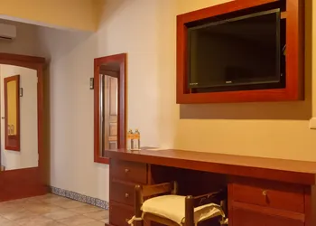 Hotel Santa Helena Plaza hotel thumbnail 8