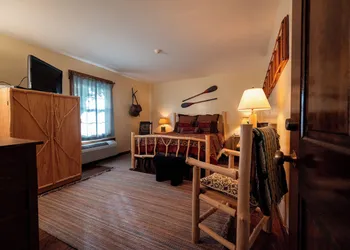 Gregory House Country Inn hotel thumbnail 5