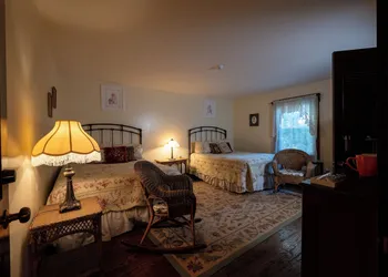 Gregory House Country Inn hotel thumbnail 6