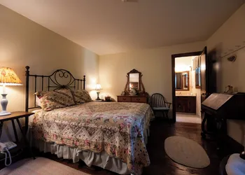 Gregory House Country Inn hotel thumbnail 7