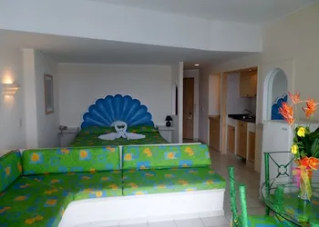 Las Torres Gemelas Acapulco hotel thumbnail 4
