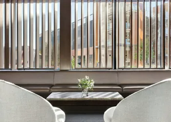 TETRA Hotel, Autograph Collection hotel thumbnail 3