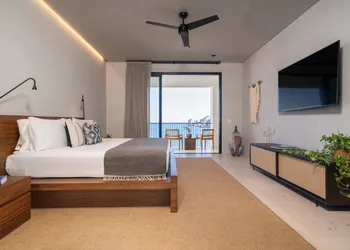 1 Homes Cabo hotel thumbnail 4