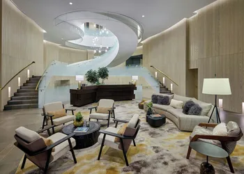 The Pearle Hotel & Spa, Autograph Collection hotel thumbnail 3