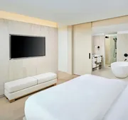 The Pearle Hotel & Spa, Autograph Collection hotel detail image 5