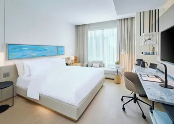 The Pearle Hotel & Spa, Autograph Collection hotel thumbnail 6
