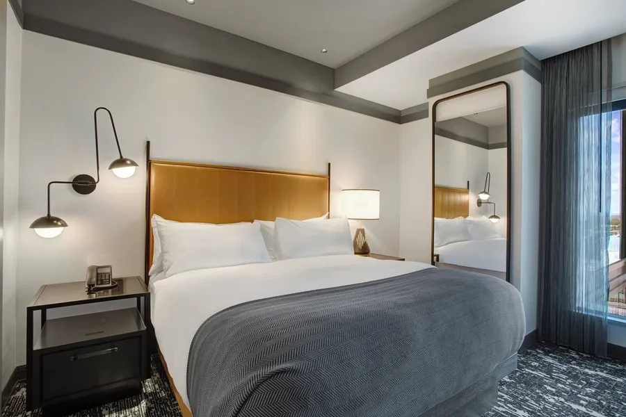 The Farnam, Autograph Collection hotel detail image 6