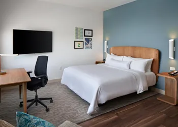 Element by Marriott Orlando at SeaWorld hotel thumbnail 3