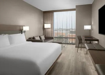 AC Hotel by Marriott Columbus Downtown hotel thumbnail 8