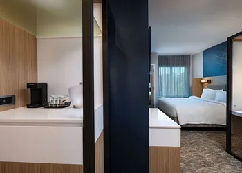 SpringHill Suites by Marriott Austin North hotel thumbnail 8