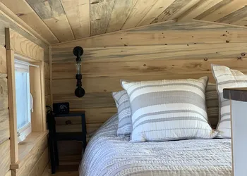 Trail and Hitch Tiny Home Hotel and RV hotel thumbnail 6