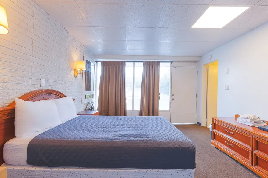 Sonrise Inn Lincoln Hwy By OYO hotel detail image 6