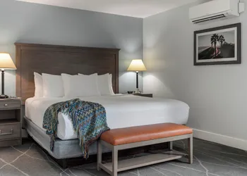 Club Wyndham Dolphin's Cove hotel thumbnail 8